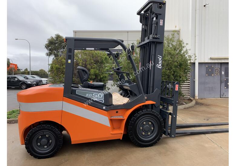 caption 5 ton LPG / Diesel