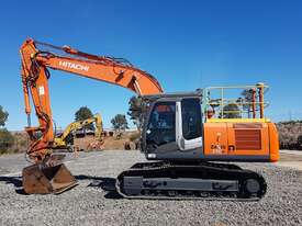 Hitachi ZX210H-3 Excavator for Hire - picture0' - Click to enlarge