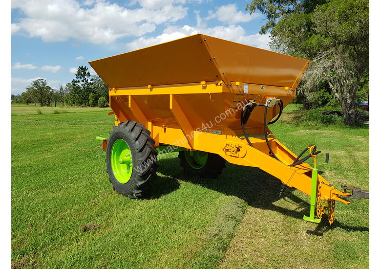New 2019 tuffass 5 5 Tonnes multi spreader Lime Manure Granular