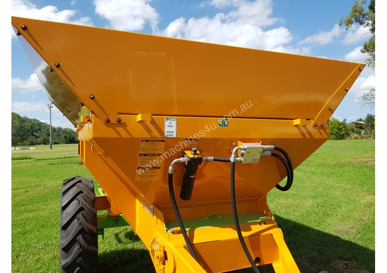 New 2019 tuffass 5 5 Tonnes multi spreader Lime Manure Granular
