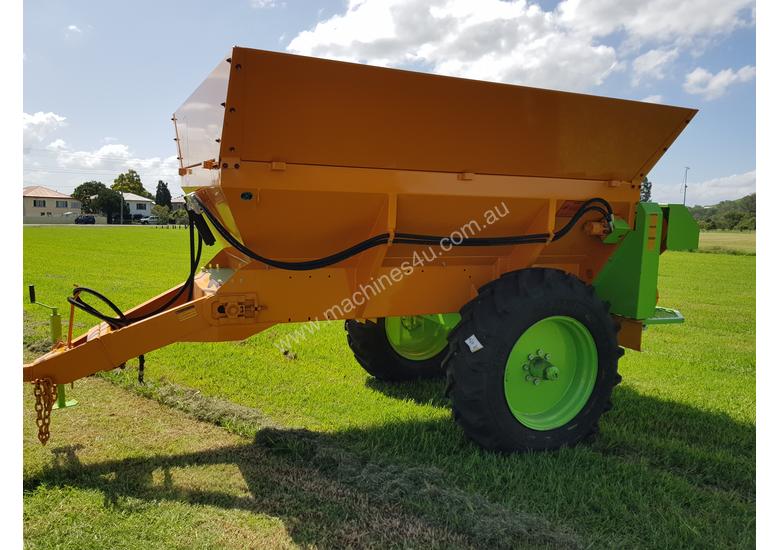 New 2019 tuffass 5 5 Tonnes multi spreader Lime Manure Granular