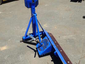 3 POINT LINKAGE GRADER BLADE - picture0' - Click to enlarge