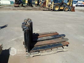 10 X ASSORTED FORKLIFT TYNES - picture0' - Click to enlarge