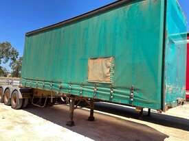 Trailer A Trailer Curtain GTE SN1032 - picture0' - Click to enlarge