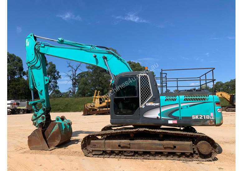 caption Kobelco SK210 Tracked-Excav Excavator