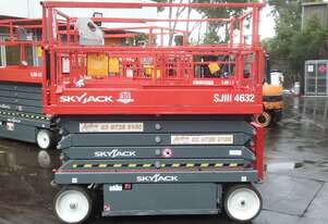 ACTIVE FORKLIFTS - 2 person scissor lift Skyjack SJ4632 for sale 9.7m platform height 2015 model low