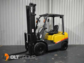 TCM 2.5 Tonne Diesel Forklift 4000mm Lift Height 2 Stage Clear View Mast  3167 Low Hours - picture1' - Click to enlarge