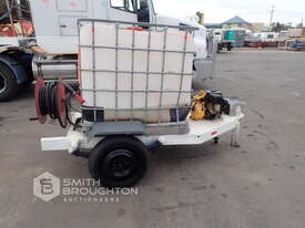 CUSTOM BUILT SPRAYER TRAILER - picture0' - Click to enlarge