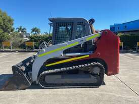 Takeuchi TL150 Tracked Skid Steer - picture2' - Click to enlarge