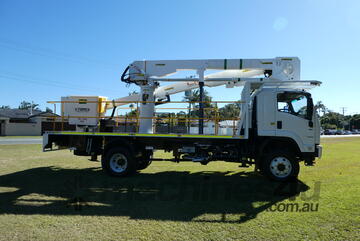 TEREX TL60 Insulated Truck mounted EWP