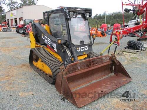 JCB 300T