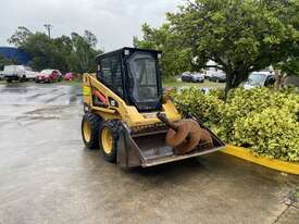 2010 CAT 226B3 Skid Steer Loader - picture0' - Click to enlarge