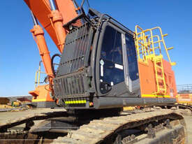 2011 Hitachi ZX670LCH-3 Excavator - picture0' - Click to enlarge