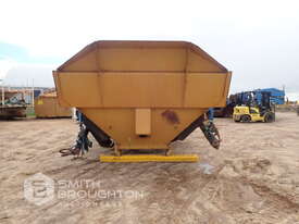 CATERPILLAR 740 DUMP TRUCK BODY - picture2' - Click to enlarge