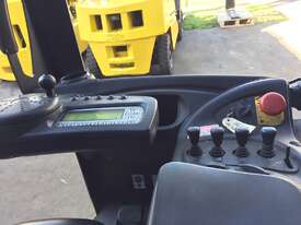 Refurbished Yale MR16 Ride on Reach Forklift Truck  - picture2' - Click to enlarge