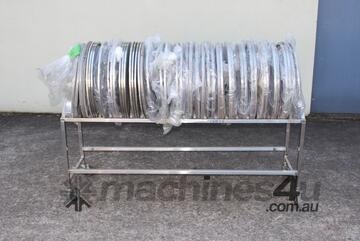 Russell Mesh Screens