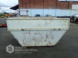 METAL SKIP BIN - picture0' - Click to enlarge