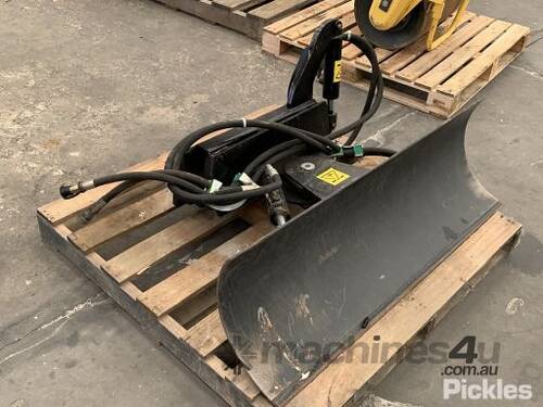 6-way Backfill Blade to Suit Kanga Mini Loader