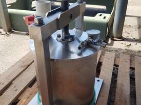 Pressure Filter - picture0' - Click to enlarge