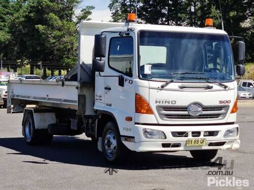 2013 Hino 500 1124