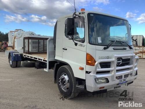 2005 Hino GH1J