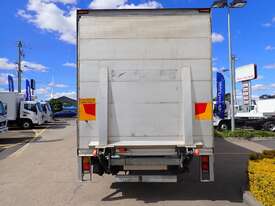 2013 MITSUBISHI FUSO FUSO FIGHTER - Pantech trucks - Tail Lift - picture2' - Click to enlarge