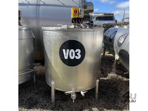 Stainless Steel Mixing Tank.