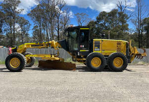 Komatsu GD555-5 Artic Grader Grader