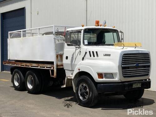 1995 Ford Louisville L8000