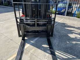 Linde Forklift 2.5 Tonne - picture0' - Click to enlarge