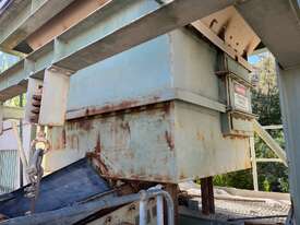 Surge Bin Tertiary crusher feed - picture0' - Click to enlarge