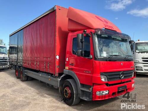 2010 Mercedes Benz Atego 2329