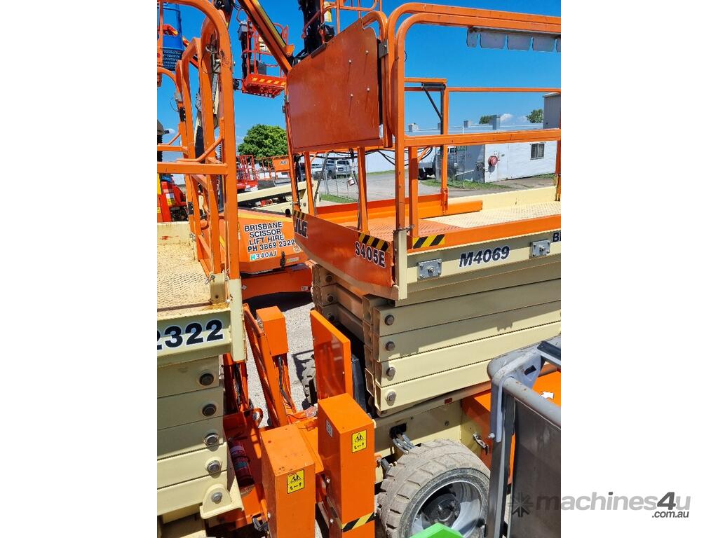 Used Jlg Ft Jlg Rts Scissor Lift Dual Energy Elevated Work