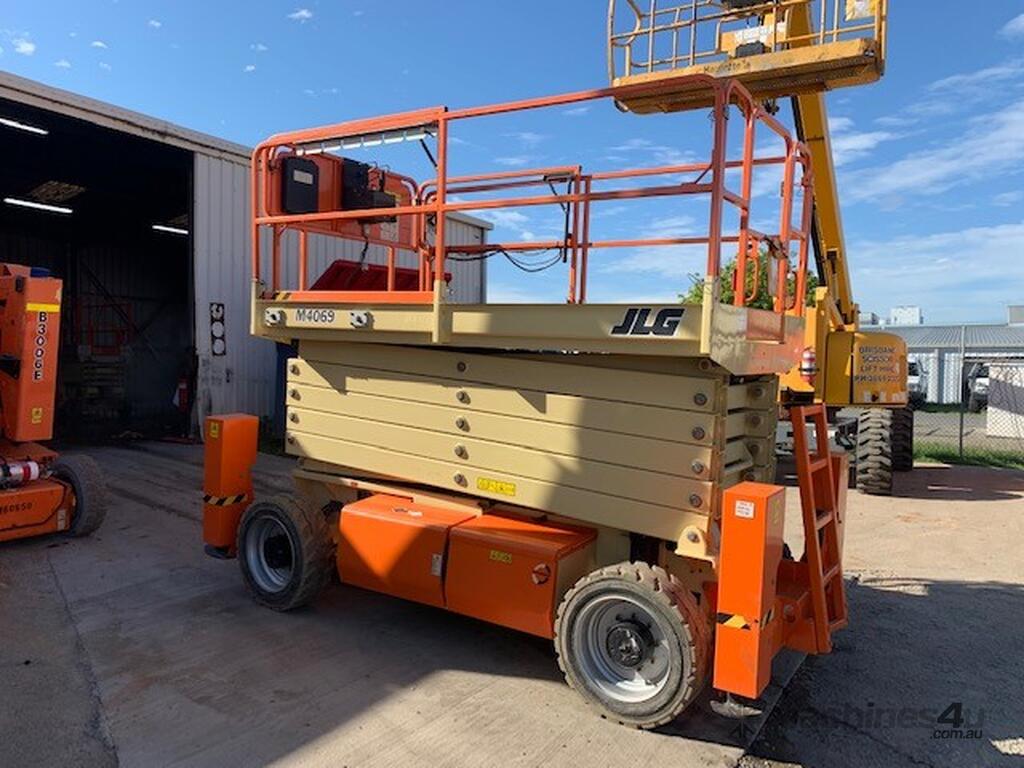 Used Jlg Ft Jlg Rts Scissor Lift Dual Energy Elevated Work