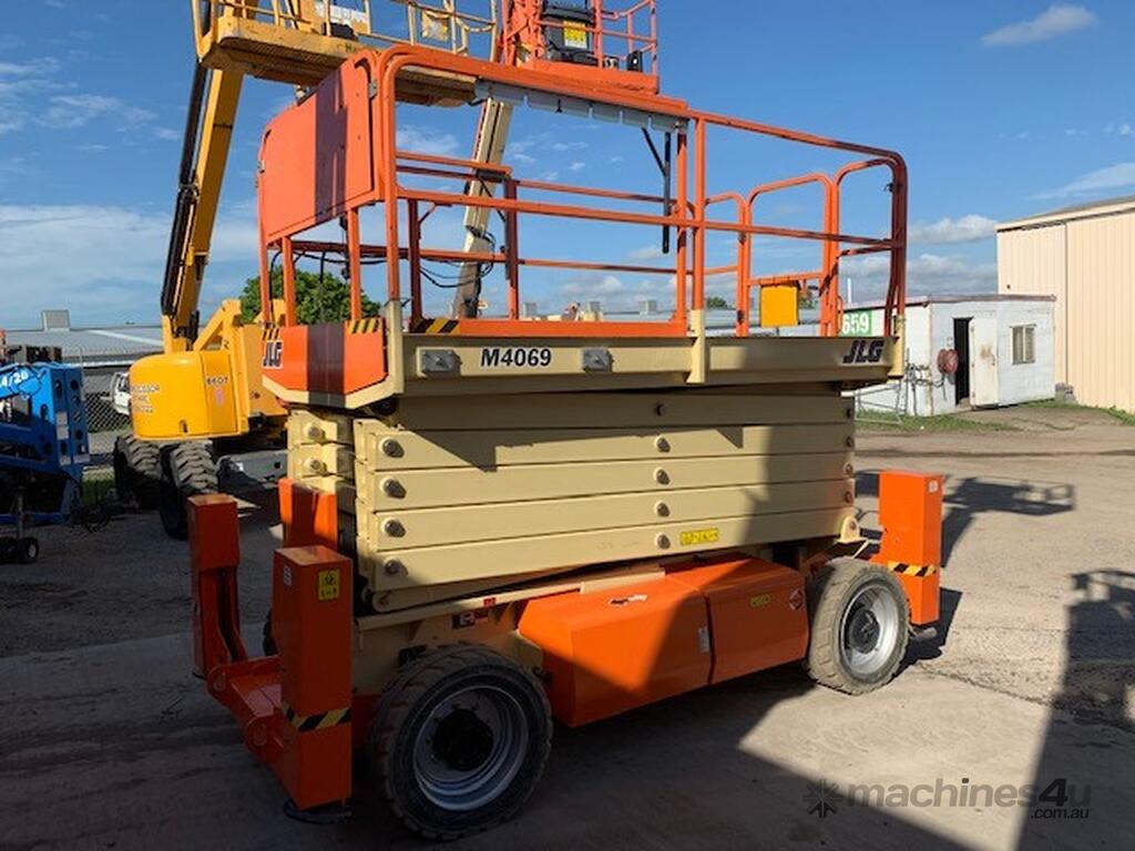 Used Jlg Ft Jlg Rts Scissor Lift Dual Energy Elevated Work