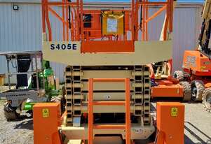 JLG M4069 40ft RTS Scissor Lift dual energy