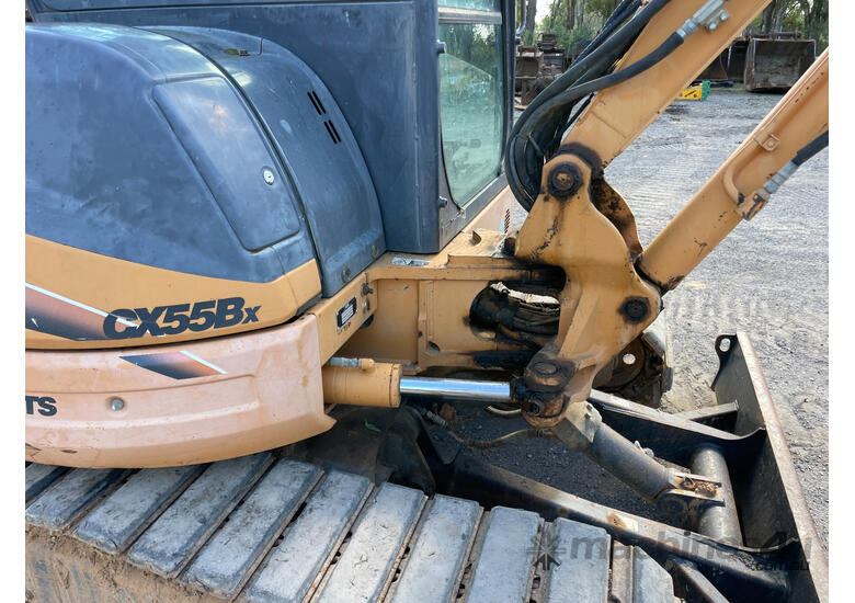 Used 2012 Case CX55B Excavator in , Listed on Machines4u