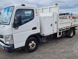 Mitsubishi Fuso - picture2' - Click to enlarge