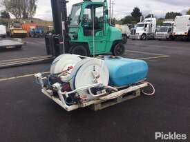 Quik Corp Spray Unit; Model 9TBE 600; DOM: 03/2012 ,Serial No: 10838 - picture0' - Click to enlarge