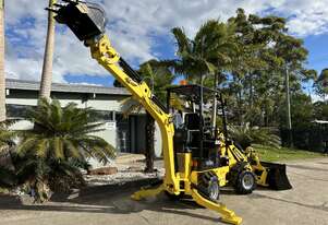Hyload   Mini Backhoe Loader