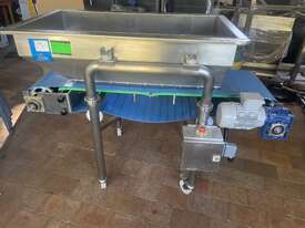 150-HOPPER 1.5m Long Conveyor with Hopper - picture0' - Click to enlarge