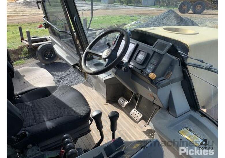 Buy Used 1996 jcb 1996 JCB Fastrac 18565 Dinosaur Water Cart Water