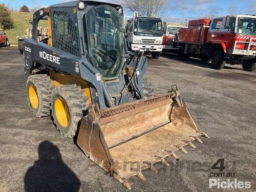 2011 John Deere 320D Skid Steer