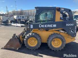 2011 John Deere 320D Skid Steer - picture2' - Click to enlarge