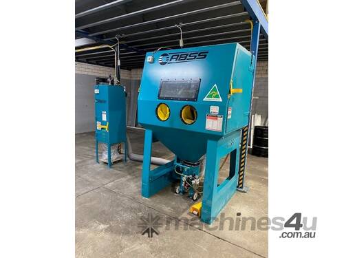 Abrasive Blasting Cabinet