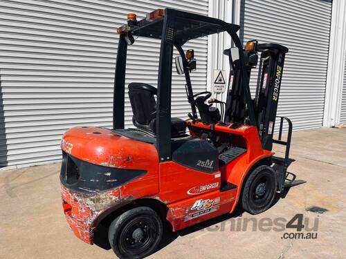 Diesel Forklift with Container Mast