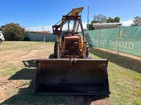 1984 CASE 580 SUPER E BACKHOE - picture0' - Click to enlarge