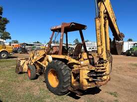 1984 CASE 580 SUPER E BACKHOE - picture2' - Click to enlarge