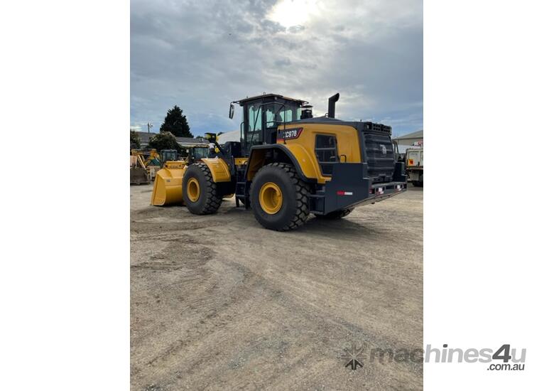 XC978 Wheel Loader - Only 1 left!