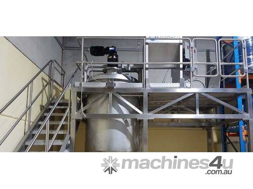 Mixer & Tank Packages Fabricated to Your Specificaions | FluidPro Custom Mixing Systems 